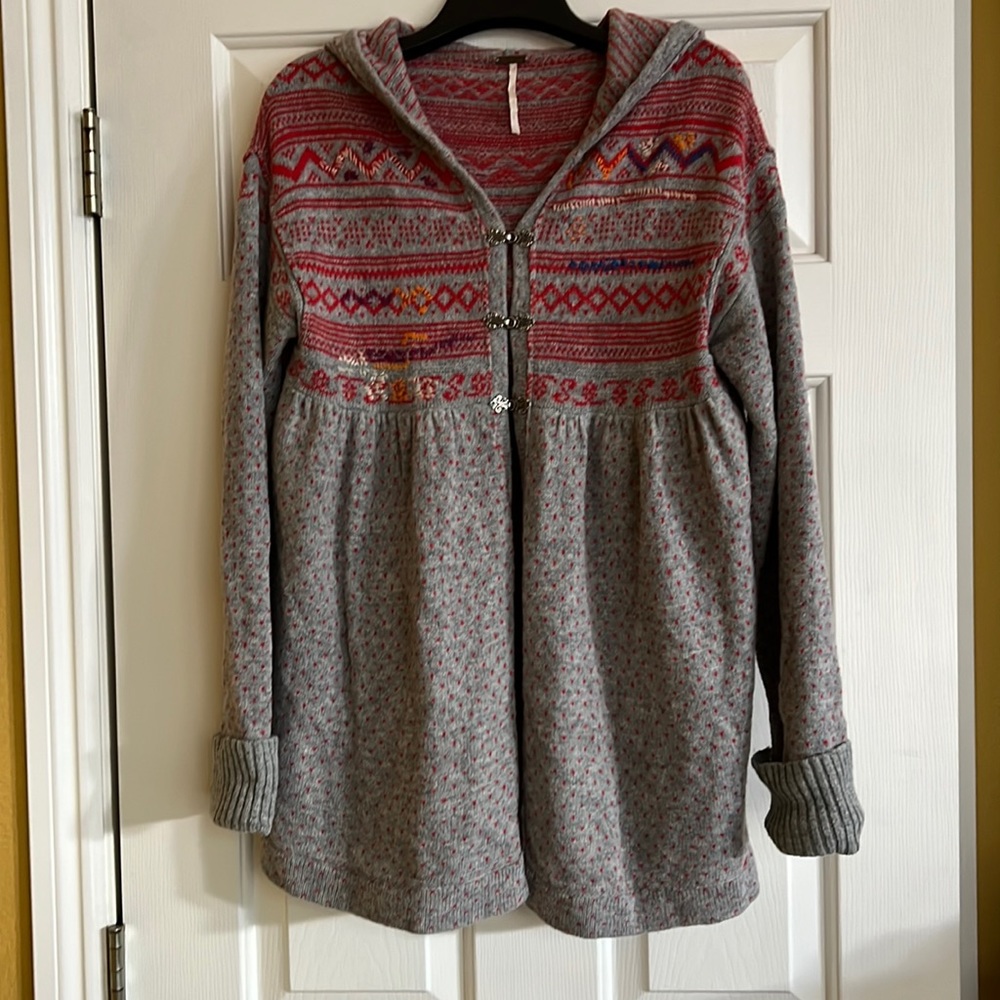 Free people cute hooded sweater